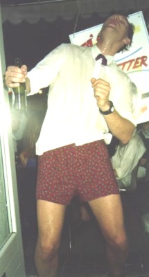 40aar6.jpg (20229 bytes)